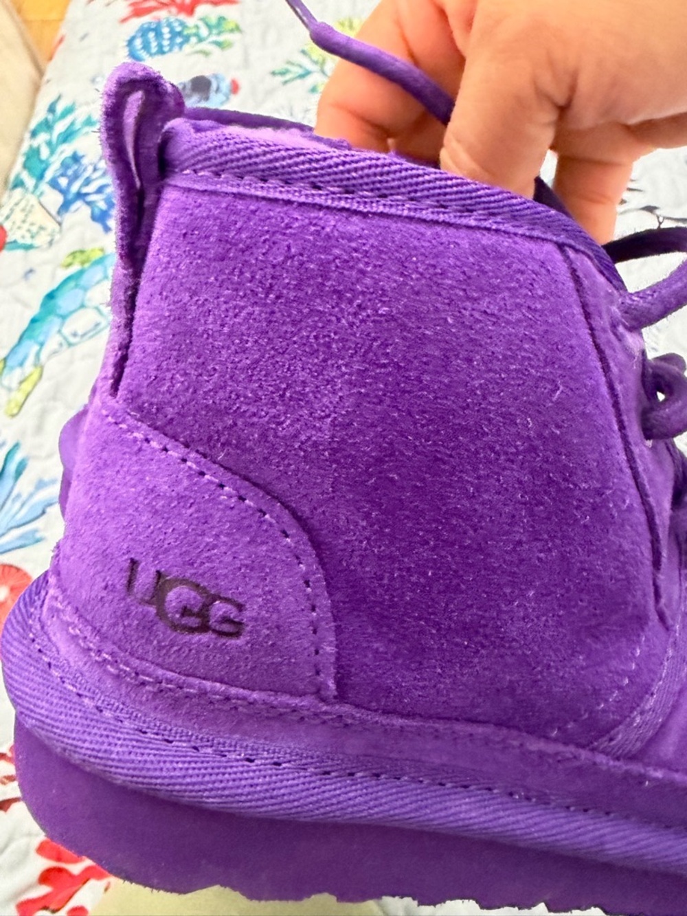 UGG Kids Neumel II boots, purple suede upper and a cozy wool lining Size 11 kids - Picture 4 of 8